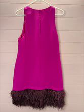 Load image into Gallery viewer, Size 12 Trina Turk NWT Feather Dress
