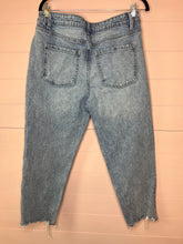 Load image into Gallery viewer, Size 14 Time And Tru Plus Size Mid Rise Raw Hem Denim Jeans
