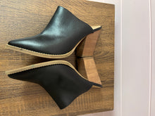 Load image into Gallery viewer, Size 7 Abound Black Heeled Mule Clogs
