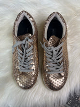 Load image into Gallery viewer, Size 7.5 Steven By Steve Madden Gold Metallic Leather Sneakers
