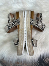 Load image into Gallery viewer, Size 4 Steve Madden Snake Print Espadrille Sandals
