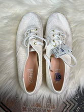 Load image into Gallery viewer, Size 8.5 Keds NWT Floral Lace Sneakers
