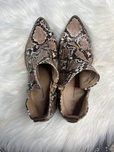 Load image into Gallery viewer, 7.5 Time &amp; Tru Snake Print Ankle Booties
