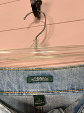 Load image into Gallery viewer, Size 6 Wild Fable Light Wash Denim Jean Mini Skirt
