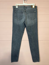 Load image into Gallery viewer, Size 29 Wildfox Gray High Rise Skinny Jeans

