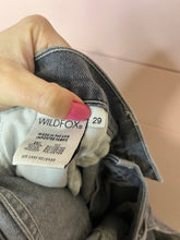 Load image into Gallery viewer, Size 29 Wildfox Gray High Rise Skinny Jeans
