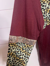Load image into Gallery viewer, 2X Sunshine &amp; Rodeos Leopard Gold Sequin Color Block Plus Size Long Sleeve Top
