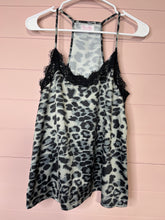 Load image into Gallery viewer, Medium Pink Lilly Gray Leopard Lace Tank Top
