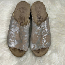 Load image into Gallery viewer, Size 6.5/7 Fly London Tan &amp; Silver Pebbled Leather Platform Cork Sandals Shoes
