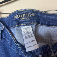 Load image into Gallery viewer, Size 15/16 Maurices Plus Size Dark Wash Denim Boot Cut Jeans
