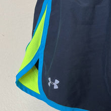 Load image into Gallery viewer, Medium Under Armour Black Blue Semi-Fitted Athletic Running Shorts
