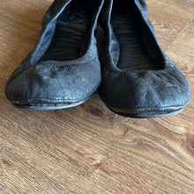 Load image into Gallery viewer, Sz 6.5 Tory Burch Leather Matte Black Eddie Ballet Flats Shoes
