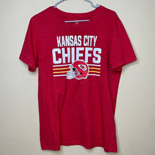 Load image into Gallery viewer, XL NFL Kansas City Chiefs Football T-Shirt
