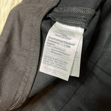 Load image into Gallery viewer, Size 14 J. Crew Plus Size Black Pencil Skirt
