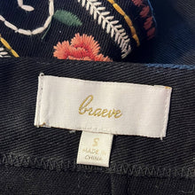 Load image into Gallery viewer, Small Braeve Boho Black Embroidered Floral Mini Skirt
