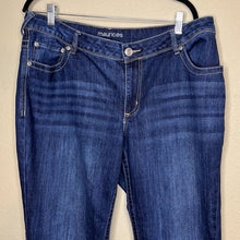 Load image into Gallery viewer, Size 16W Maurices Plus Size Dark Wash Boot Cut Jeans
