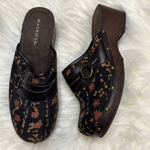 Load image into Gallery viewer, Sz 10 Maurice’s Floral Corduroy Brown Platform Clogs Shoes
