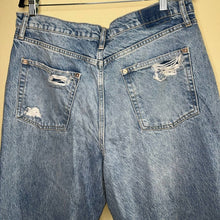 Load image into Gallery viewer, Size 32 Free People NWT Plus Tapered Baggy Boyfriend in Mid Century Blue Jeans
