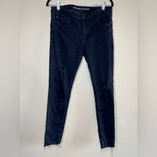 Load image into Gallery viewer, Size 31 Articles Of Society Black Distressed Skinny Jeans
