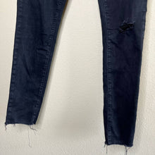 Load image into Gallery viewer, Size 31 Articles Of Society Black Distressed Skinny Jeans
