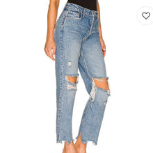 Load image into Gallery viewer, Size 32 Free People NWT Plus Tapered Baggy Boyfriend in Mid Century Blue Jeans
