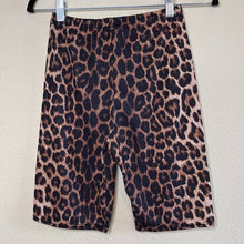Load image into Gallery viewer, Sz 6 Nasty Gal Leopard Print Bike Shorts
