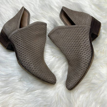 Load image into Gallery viewer, Sz 7 Lucky Brand Taupe Perforated Almond Toe Ankle Booties Shoes
