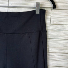 Load image into Gallery viewer, Large Spanx Black Leggings
