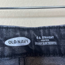 Load image into Gallery viewer, Size 14 Old Navy Plus Size Black High Rise O.G. Straight Jeans
