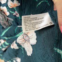 Load image into Gallery viewer, Medium Knox Rose Boho Floral Print Sleeveless V-Neck Midi Dress
