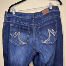 Load image into Gallery viewer, Size 16W Maurices Plus Size Dark Wash Boot Cut Jeans
