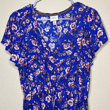 Load image into Gallery viewer, Medium Knox Rose Blue Floral Print Boho V-Neck High Low Dress
