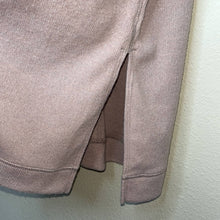 Load image into Gallery viewer, Medium Abercrombie &amp; Fitch Soft &amp; Cozy Tan Long Sleeve Cardigan
