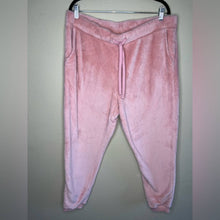 Load image into Gallery viewer, XL Old Navy Pink Soft Cozy Sherpa Jogger Pants
