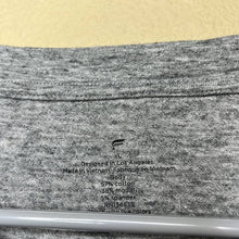 Load image into Gallery viewer, XL Fabletics Mens Heather Gray T-Shirt

