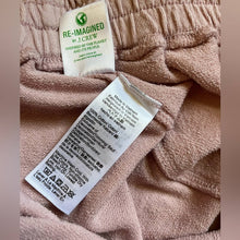 Load image into Gallery viewer, Small J. Crew Light Pink Magic Rinse Patch Pocket Shorts

