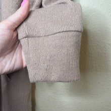 Load image into Gallery viewer, Medium Abercrombie &amp; Fitch Soft &amp; Cozy Tan Long Sleeve Cardigan
