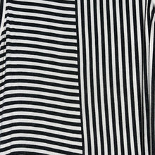 Load image into Gallery viewer, Medium Cabi Gray White Stripe Sleeveless Tank Top
