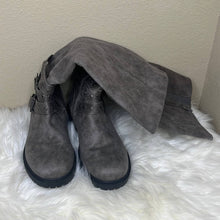 Load image into Gallery viewer, Sz 8.5 WW Torrid Gray Knee High Combat Boots
