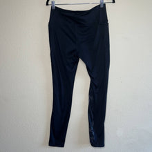 Load image into Gallery viewer, Medium Under Armour Black Camouflage Printed Compression Leggings
