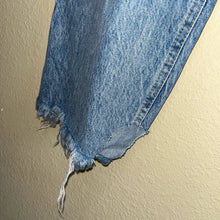 Load image into Gallery viewer, Size 32 Free People NWT Plus Tapered Baggy Boyfriend in Mid Century Blue Jeans
