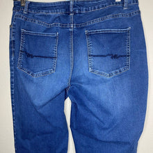 Load image into Gallery viewer, Size 15/16 Maurices Plus Size Dark Wash Denim Boot Cut Jeans
