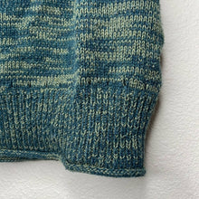 Load image into Gallery viewer, Medium Urban Outfitters Green Knit Crop Top
