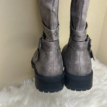Load image into Gallery viewer, Sz 8.5 WW Torrid Gray Knee High Combat Boots

