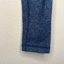 Load image into Gallery viewer, Size 4 Lululemon Teal Herringbone Print Leggings
