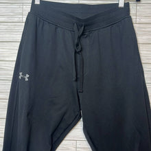 Load image into Gallery viewer, Medium Under Armour Black Sweatpants Joggers
