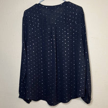 Load image into Gallery viewer, Size 1X Torrid Black Star Print Georgette Pintuck Button-Front Blouse

