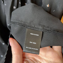 Load image into Gallery viewer, Size 1X Torrid Black Star Print Georgette Pintuck Button-Front Blouse
