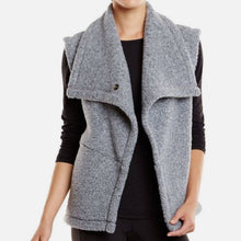 Load image into Gallery viewer, Medium Lucy Gray Sherpa Hatha Vest
