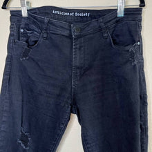 Load image into Gallery viewer, Size 31 Articles Of Society Black Distressed Skinny Jeans
